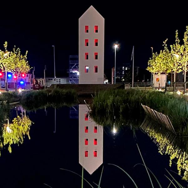 Red fall by night in Randers