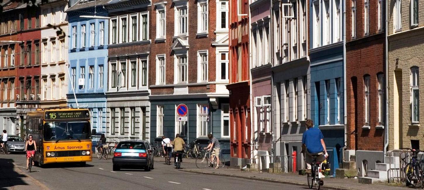 Busrundtur i Knudrisgade i Aarhus