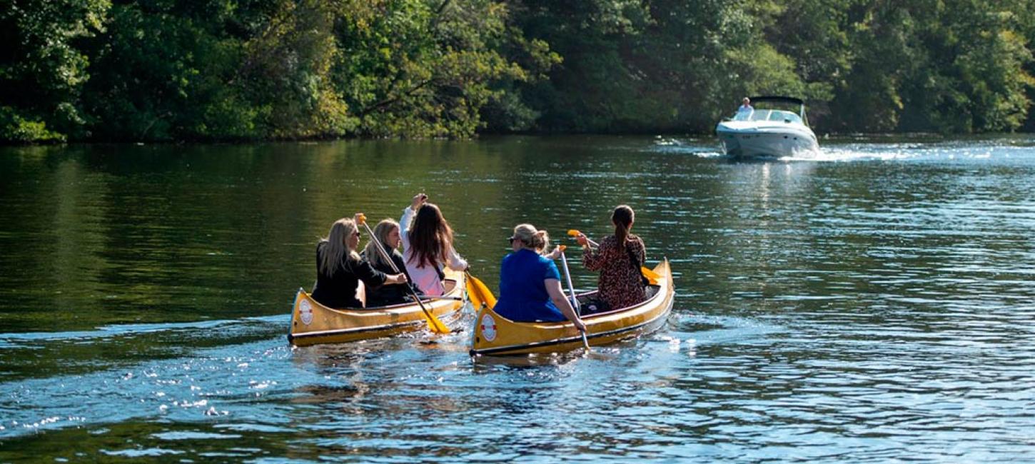Sejlads i kano på Gudenåen ved Silkeborg