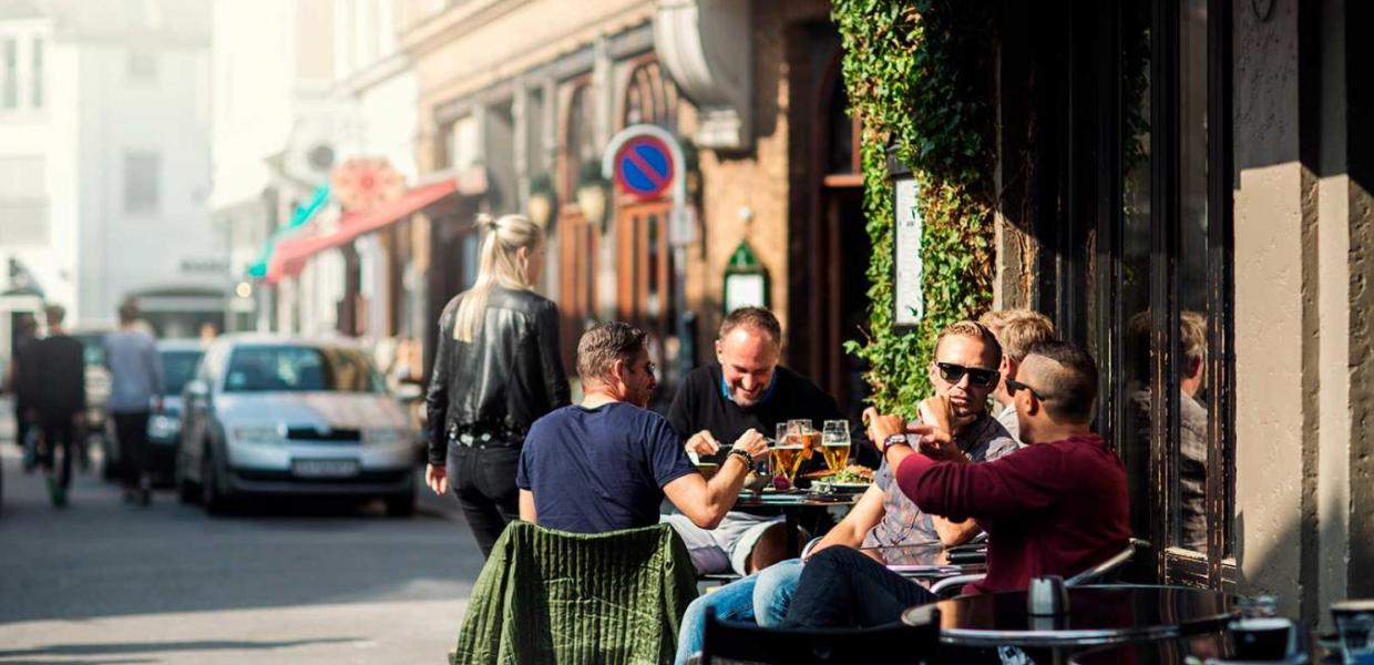 Hygge på café i centrum af Aarhus