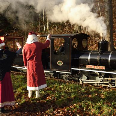 Julemanden ankommer til Ree Park Safari