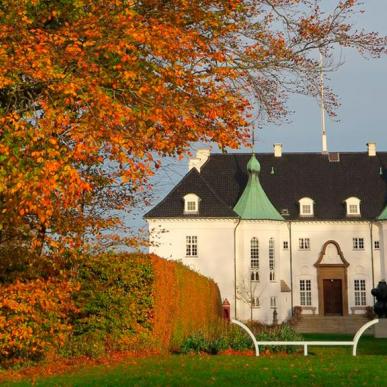 Efterår i parken omkring Marselisborg Slot i Aarhus