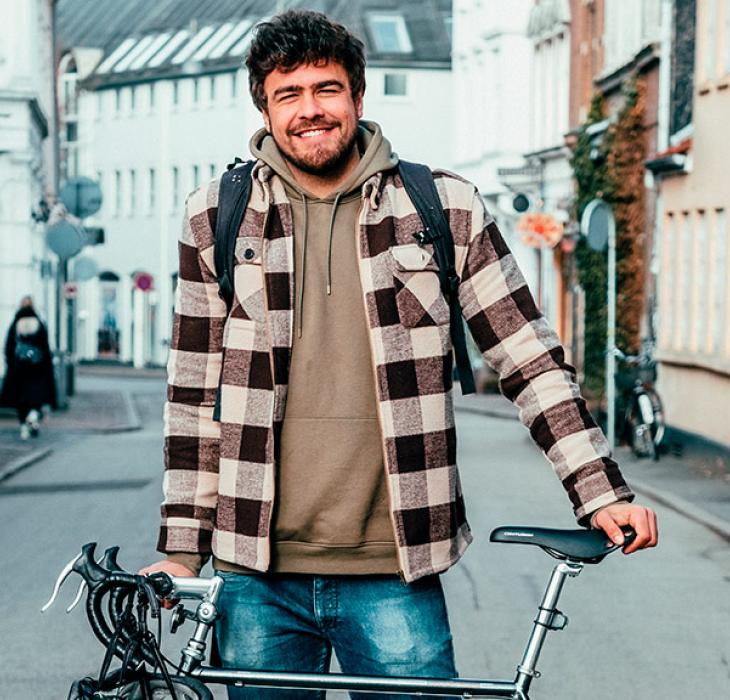 Jon Elund viser rundt i sit Aarhus